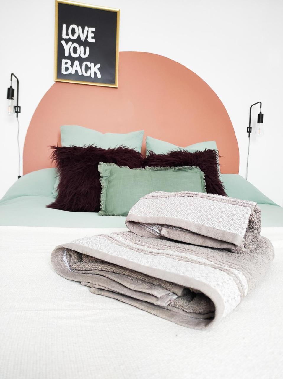 Apartment Le Cosy Valcros, Design Et Confort Aix-en-Provence